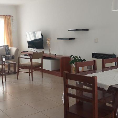 Caireles Del Carnaval Apartment Gualeguaychu Exterior photo